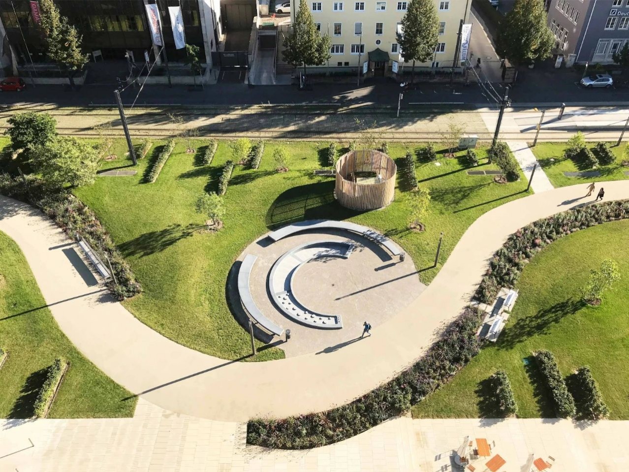 1690187013486985.jpg 1690187013486985.jpg