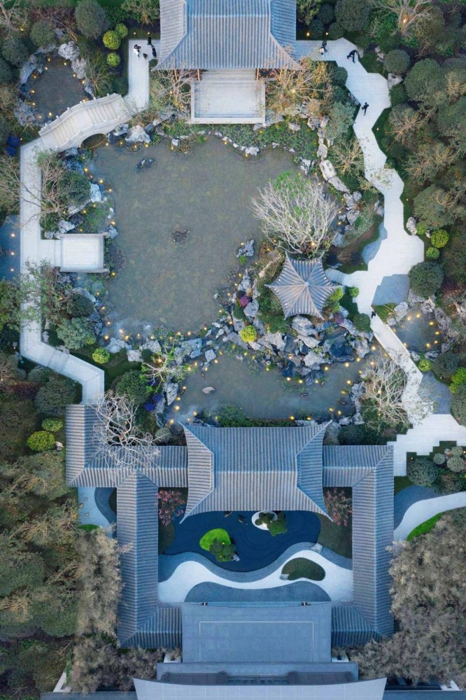 1690187392104969.jpg 1690187392104969.jpg